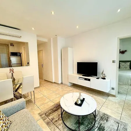 1 - 13p Apartment *